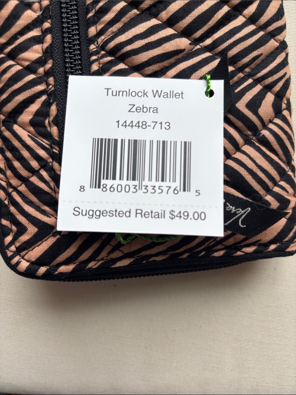 NWT Vera Bradley Turnlock wallet - Picture 5 of 6